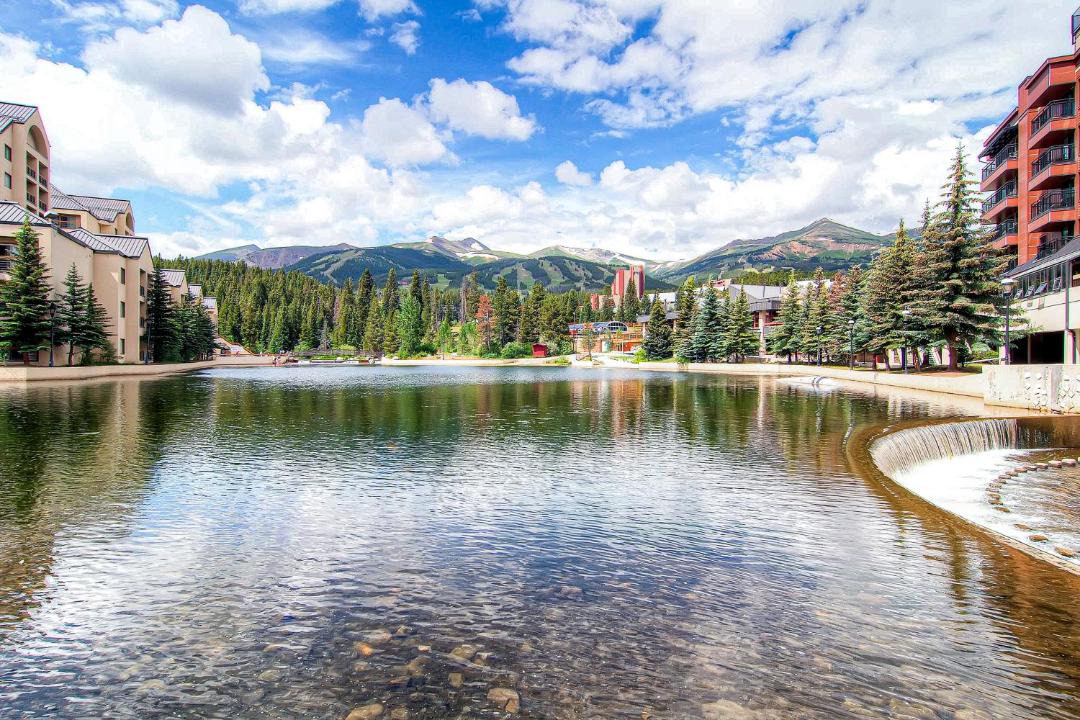 Photo of Outdoor in Peak 9