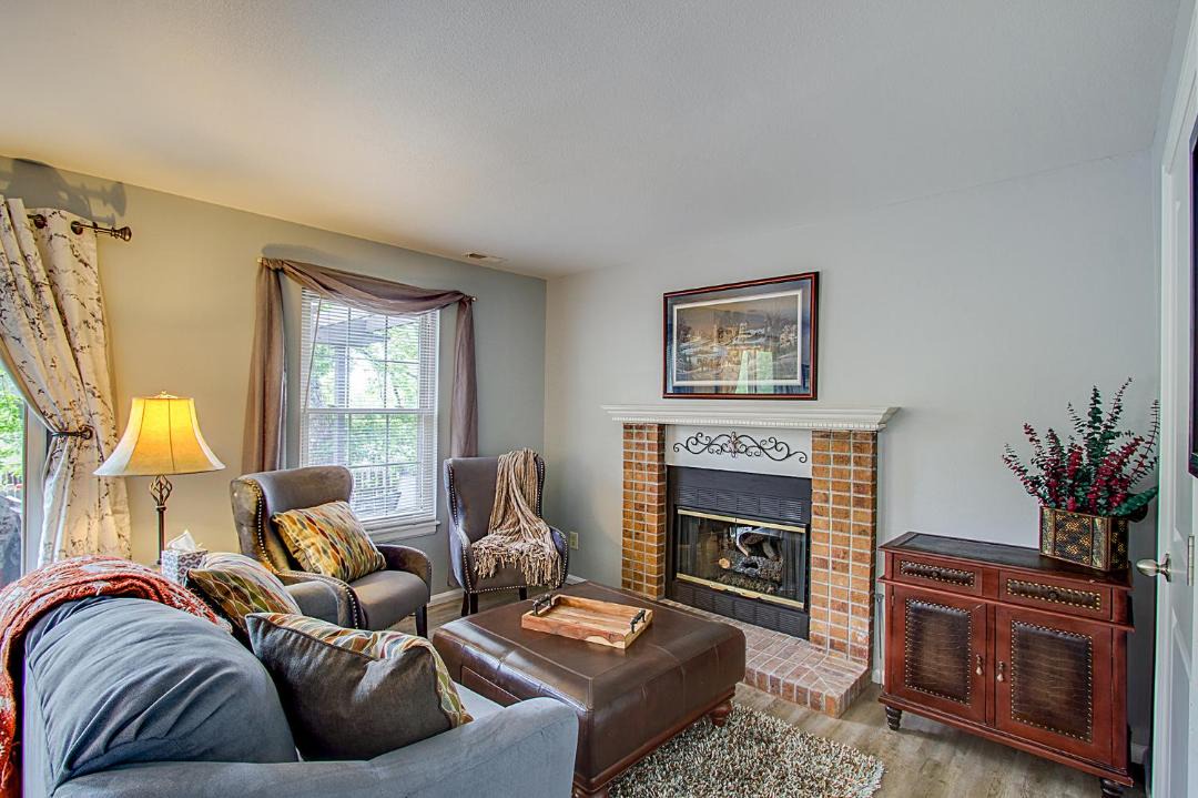 Photo of Livingroom in Northwest Colorado Springs