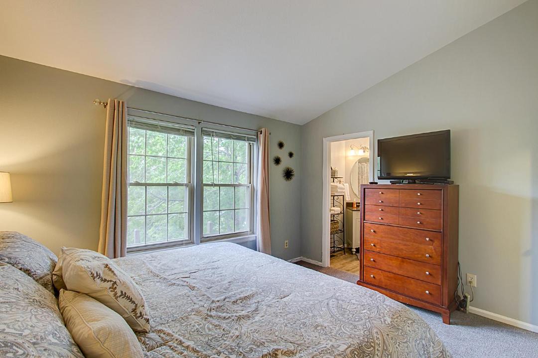 Photo of Bedroom in Northwest Colorado Springs