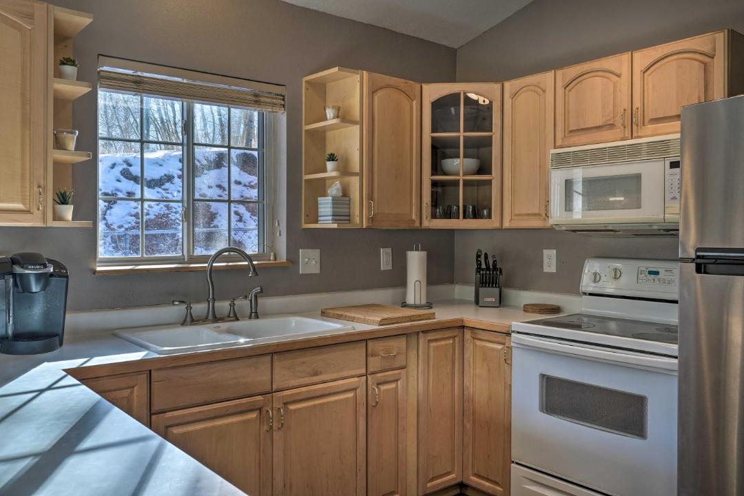 Photo of Kitchen in Rainbow Valley