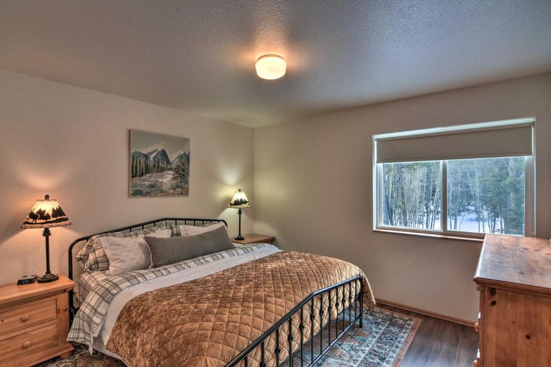 Photo of Bedroom in Valley of the Sun