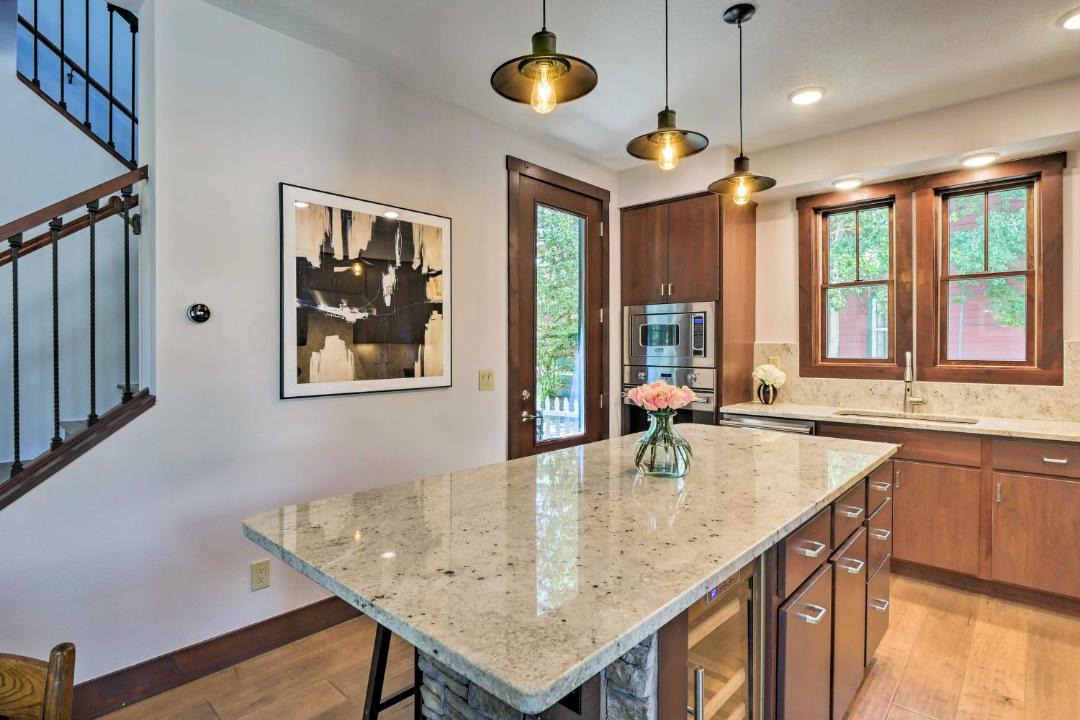 Photo of Kitchen in Historic District