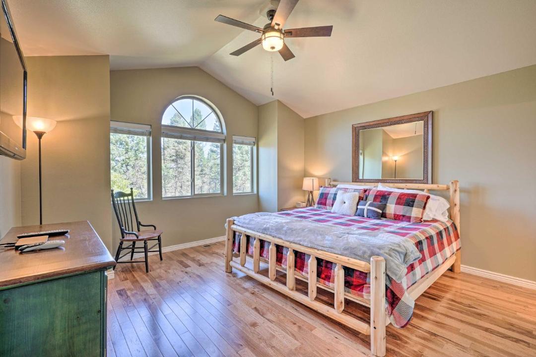 Photo of Bedroom in Florissant