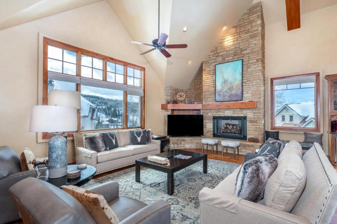 Photo of Livingroom in Mountain Village
