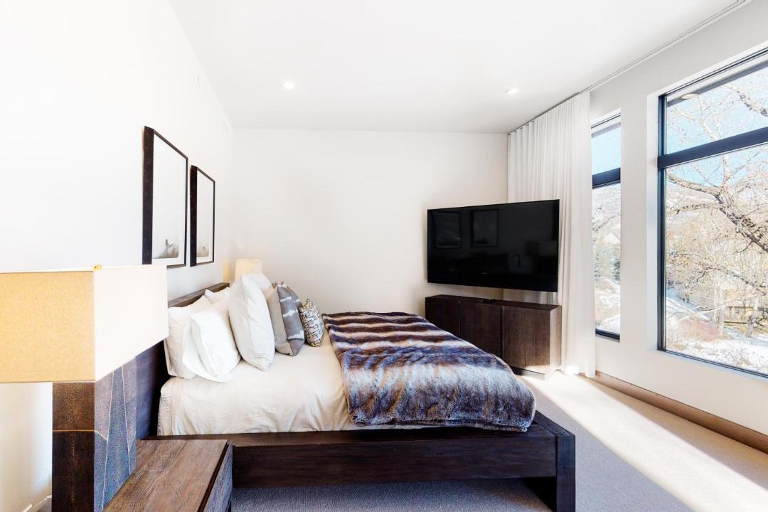 Photo of Bedroom in Avon