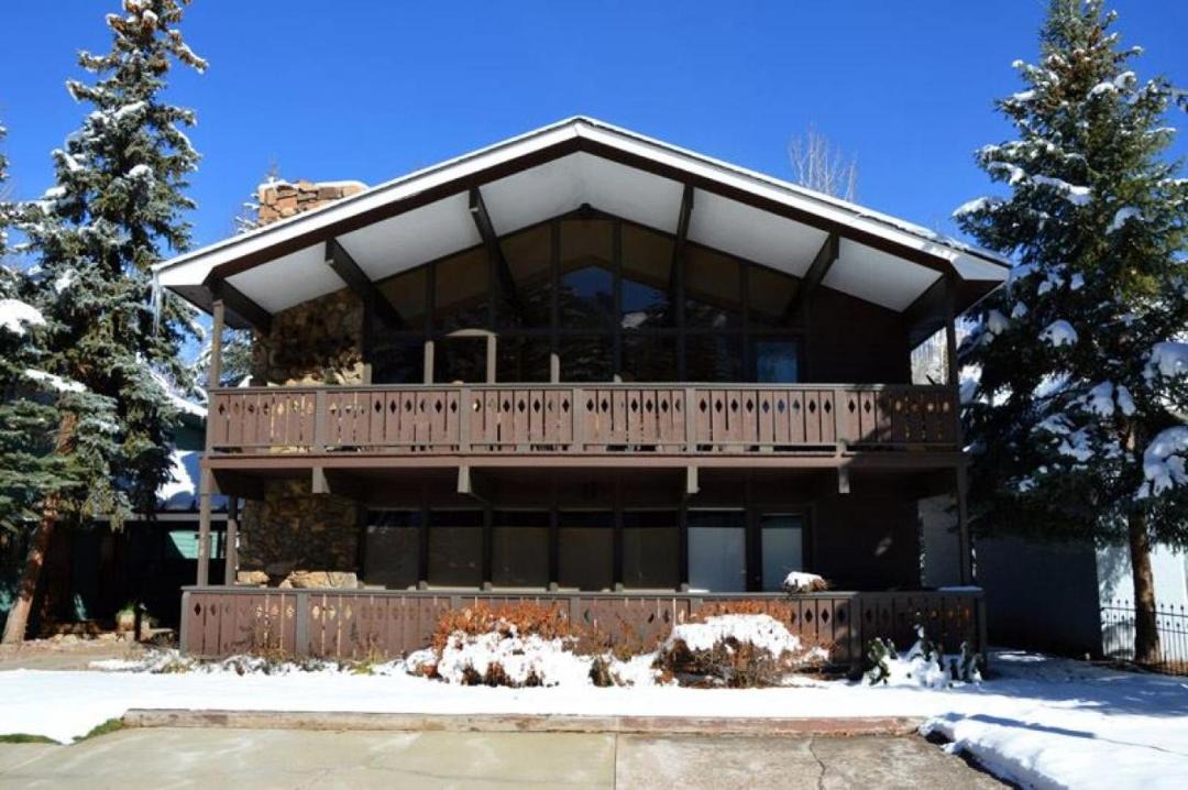 Photo of Buildings in Aspen