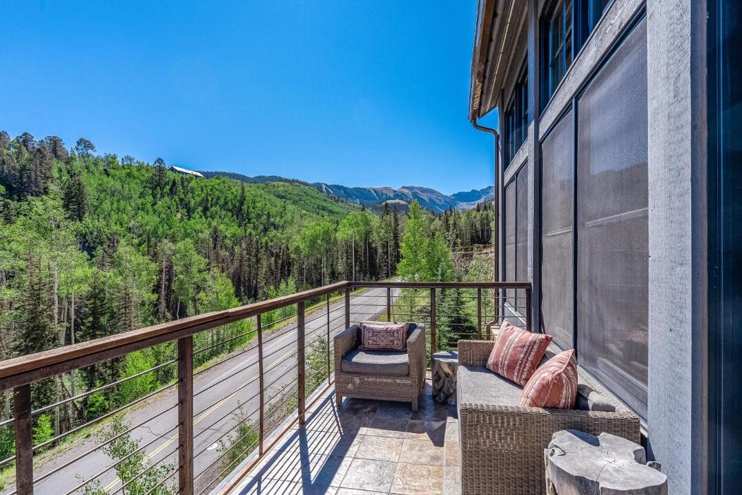 Photo of Patio Balcony in Mountain Village