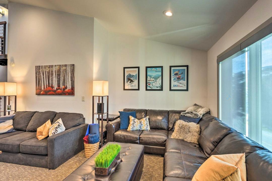 Photo of Livingroom in Vail