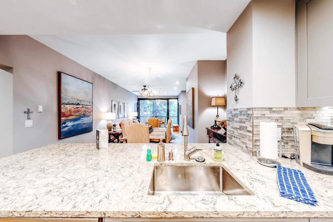 Photo of Livingroom in Avon