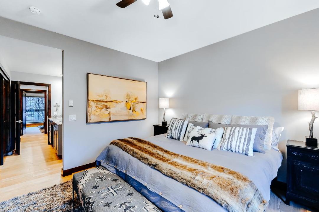 Photo of Bedroom in Avon