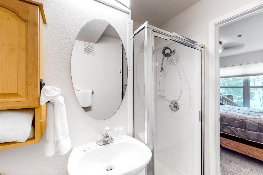 Photo of Bathroom in Wildernest