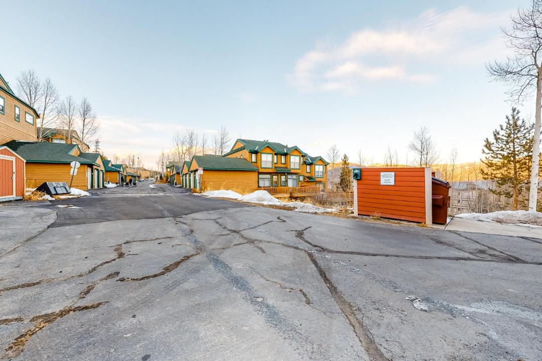 Photo of Buildings in Wildernest