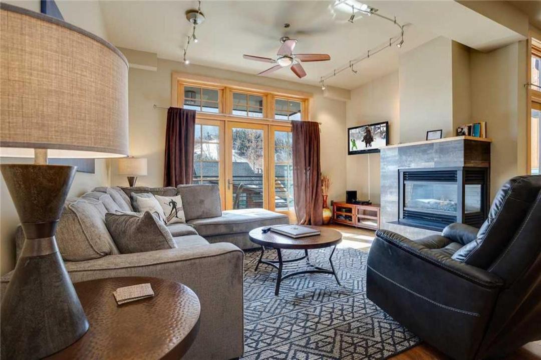 Photo of Livingroom in Downtown Steamboat Springs