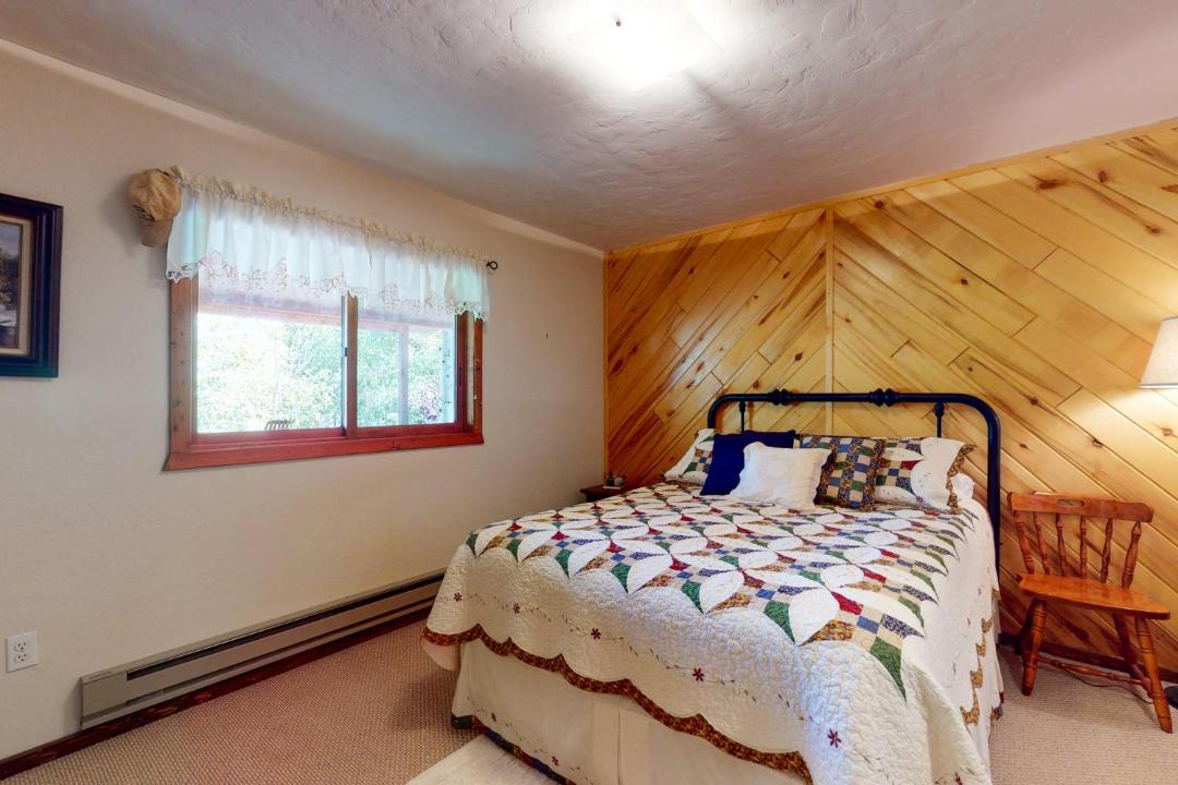 Photo of Bedroom in Ponderosa Pines