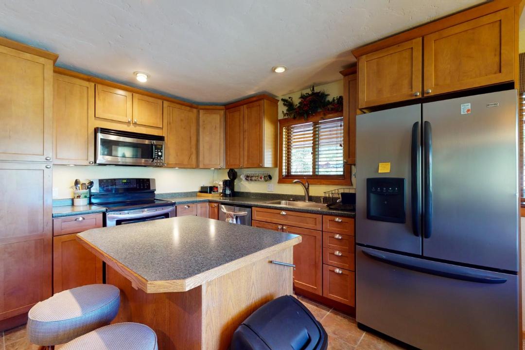 Photo of Kitchen in Ponderosa Pines