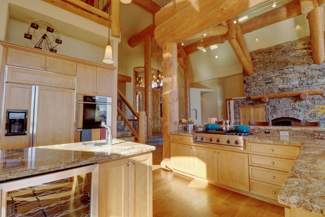 Photo of Kitchen in Three Peaks