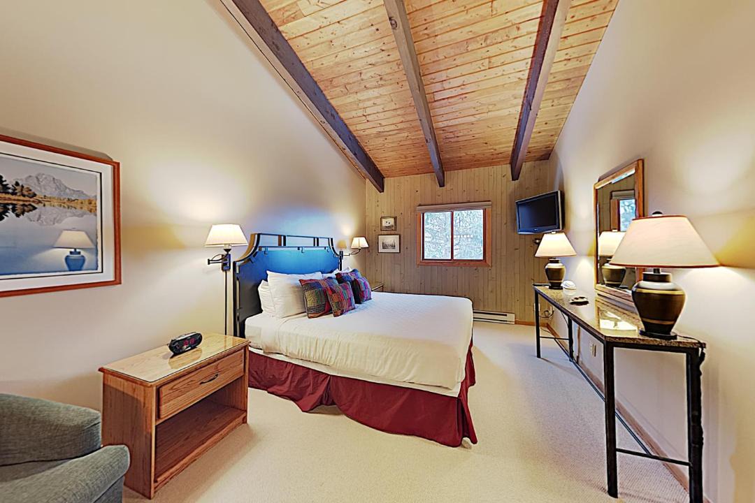 Photo of Bedroom in Snowmass Village