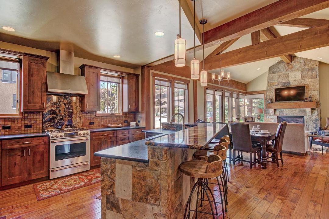 Photo of Livingroom in Fairmount On The River