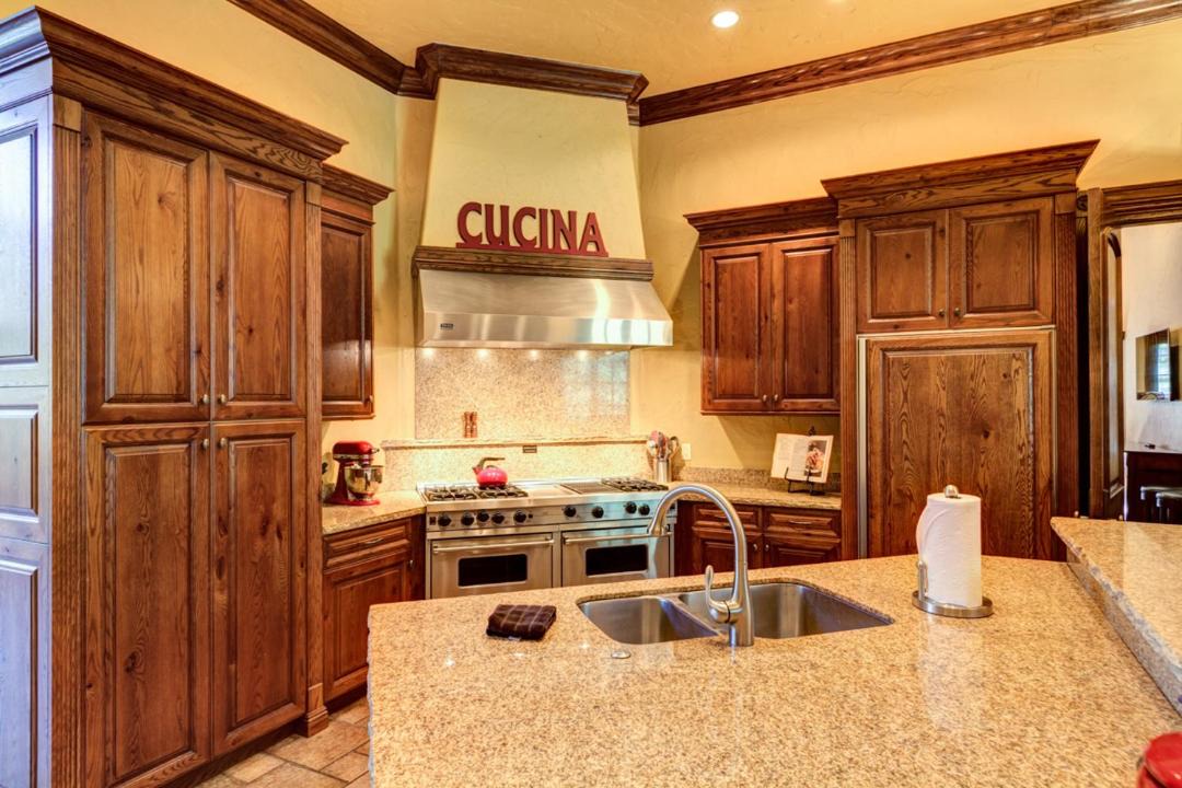 Photo of Kitchen in Warrior's Mark West