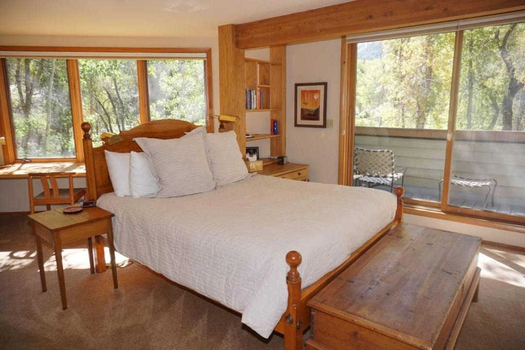 Photo of Bedroom in Aspen