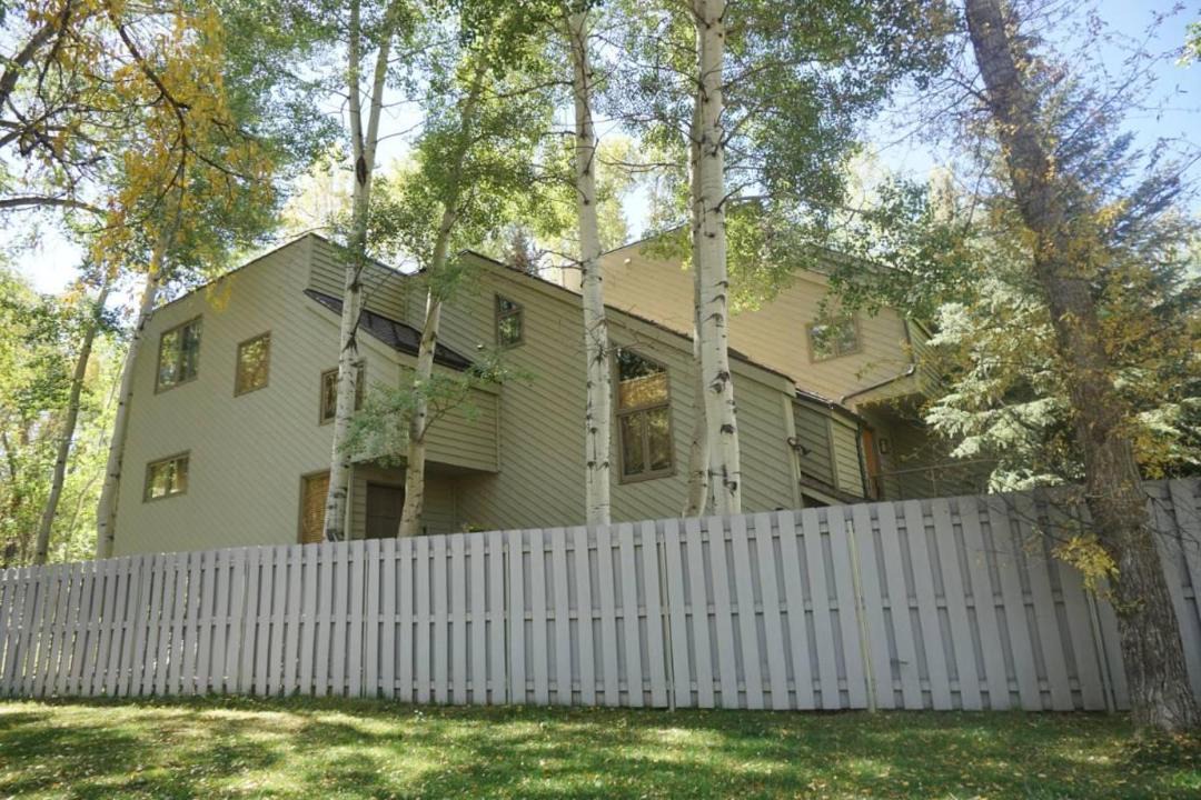 Photo of Buildings in Aspen