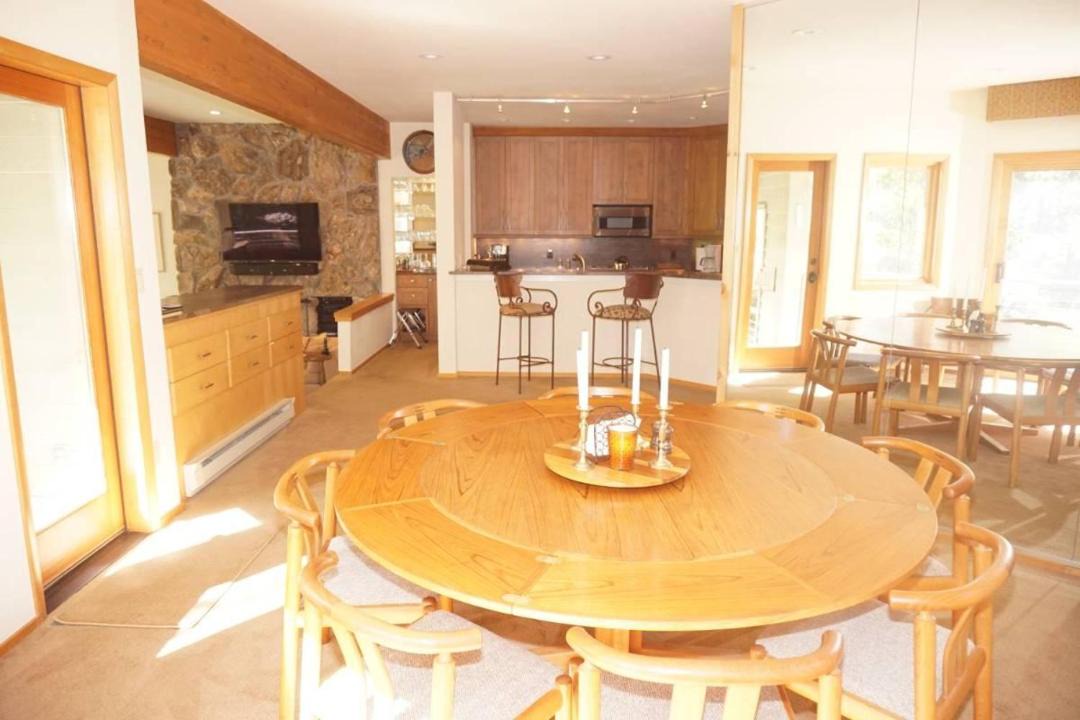 Photo of Livingroom in Aspen