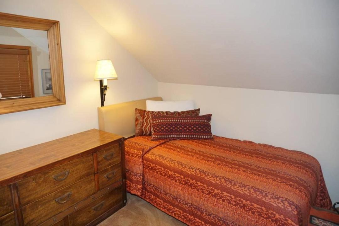 Photo of Bedroom in Aspen