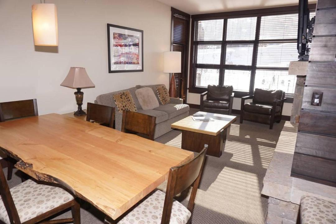 Photo of Livingroom in Snowmass Village