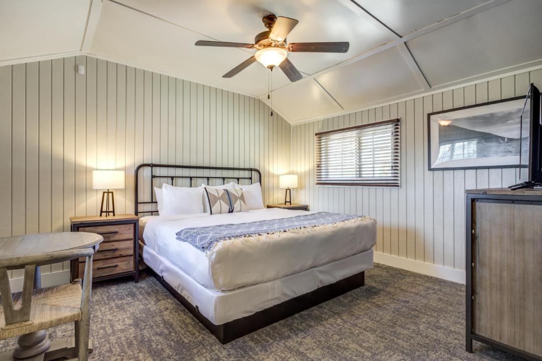 Photo of Bedroom in Grand Lake