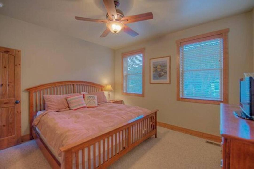 Photo of Bedroom in Vista Point
