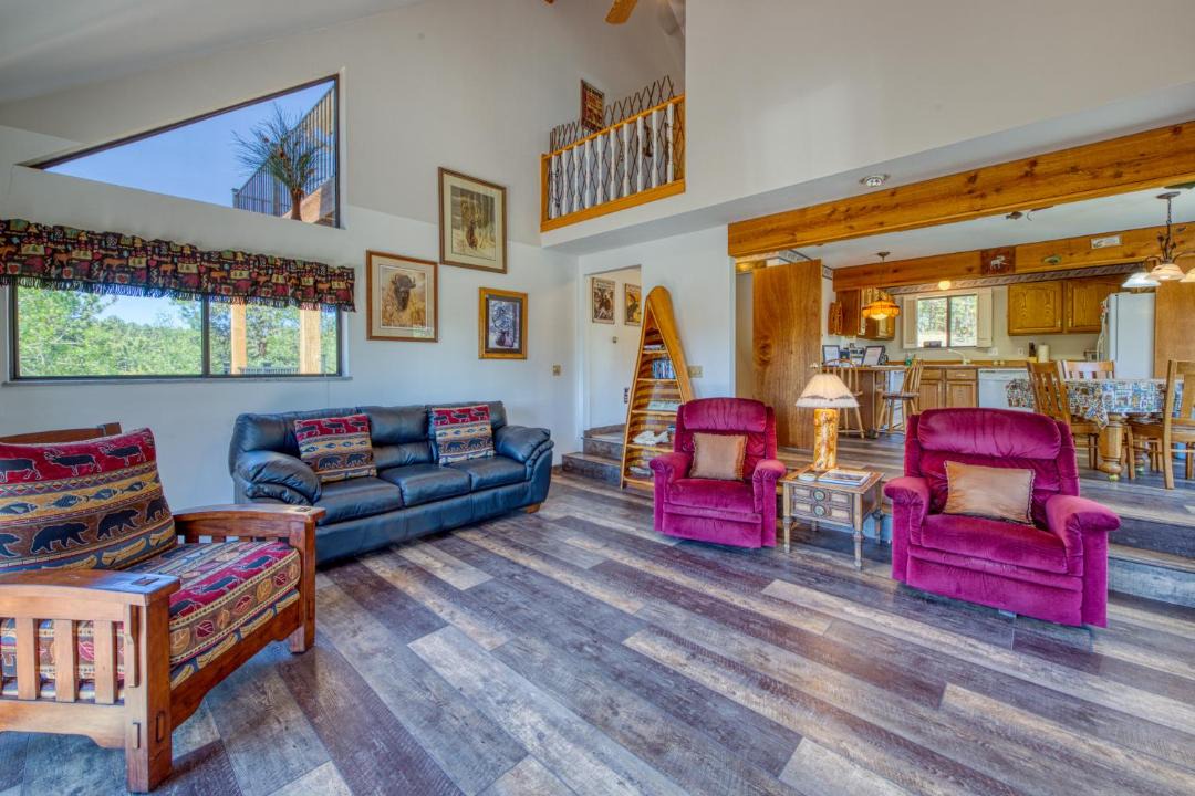 Photo of Livingroom in Spring Valley