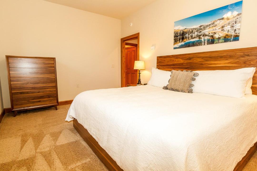 Photo of Bedroom in Elk Run