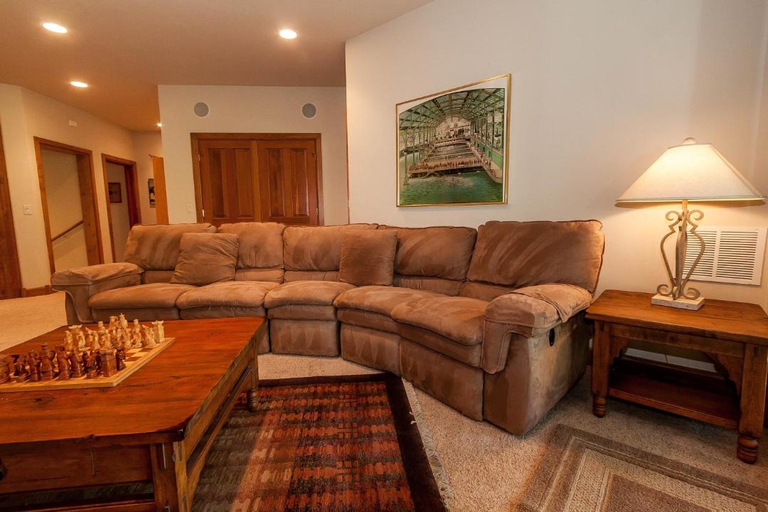 Photo of Livingroom in Elk Run