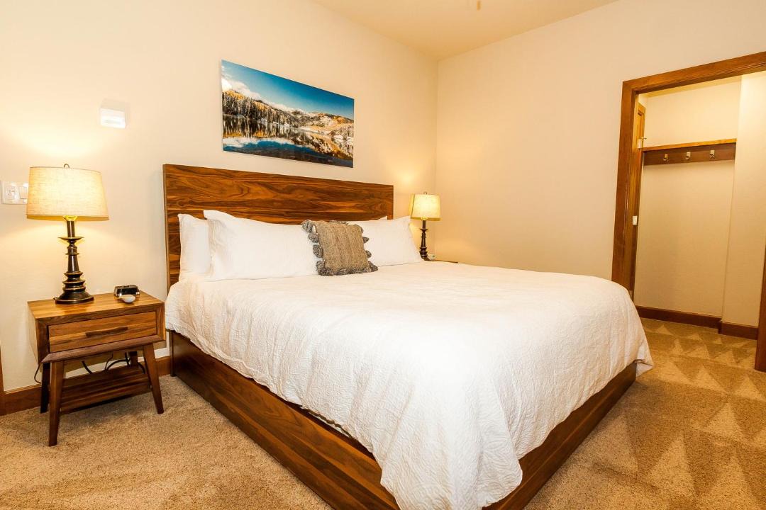 Photo of Bedroom in Elk Run