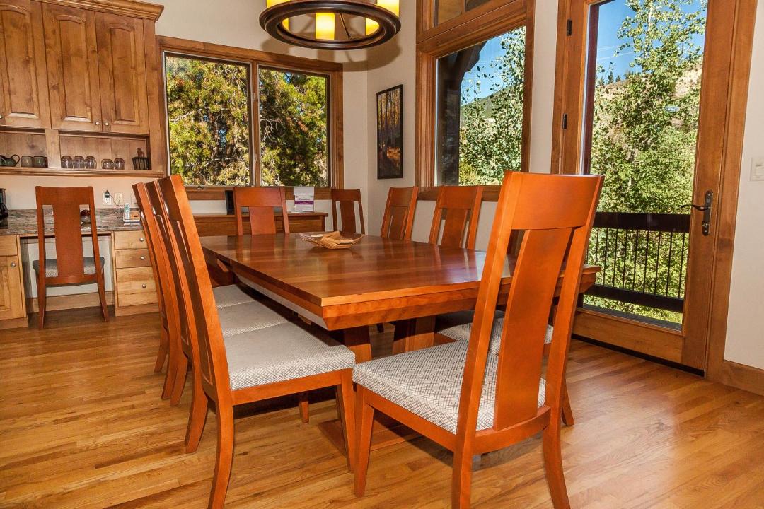 Photo of Livingroom in Elk Run