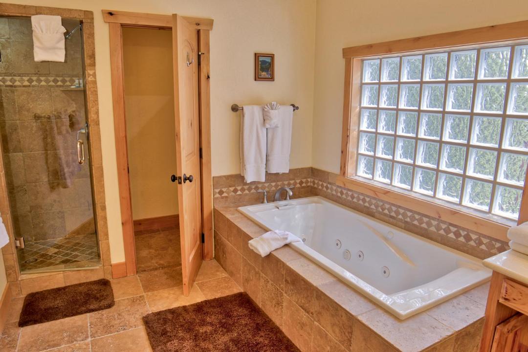 Photo of Bathroom in Blue River
