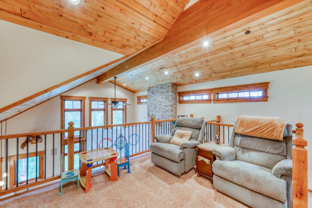 Photo of Livingroom in Purgatory
