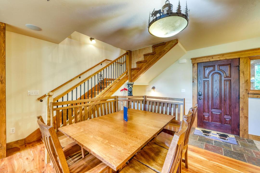 Photo of Livingroom in Purgatory