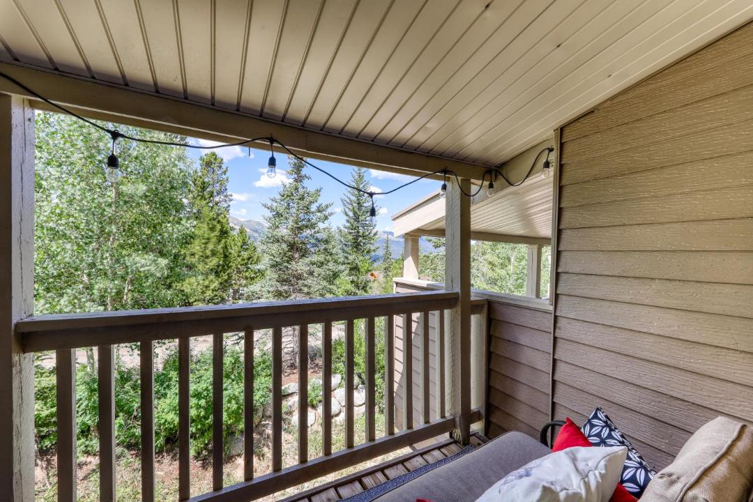 Photo of Patio Balcony in Baldy Mountain