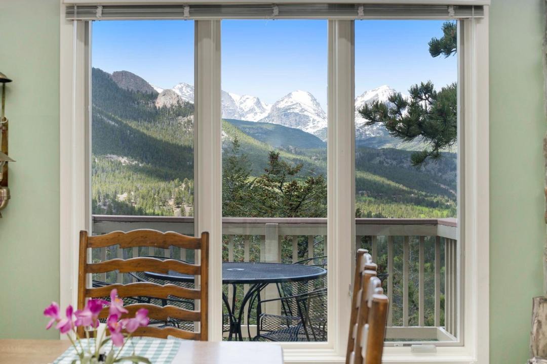 Photo of Patio Balcony in Windcliff Estates