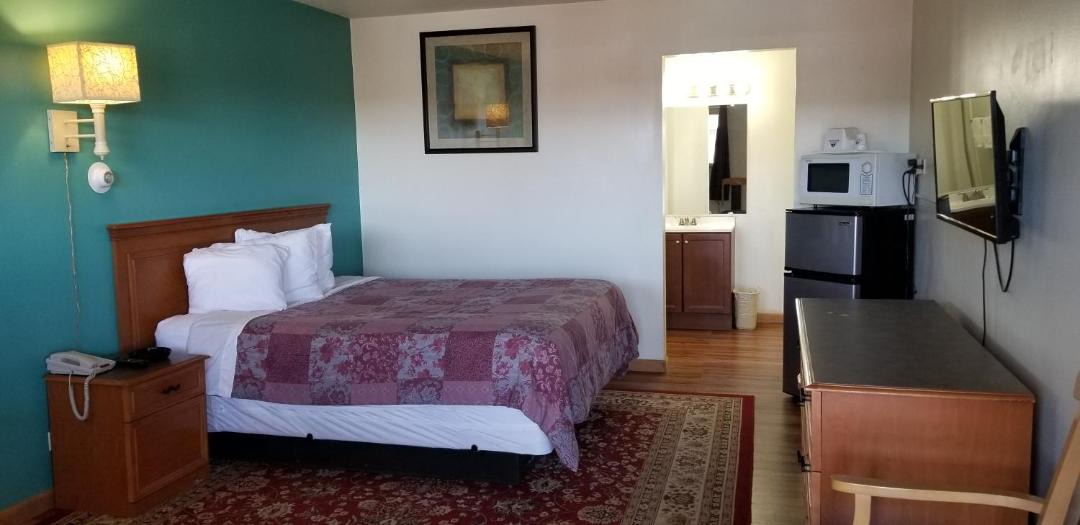 Photo of Bedroom in Evans