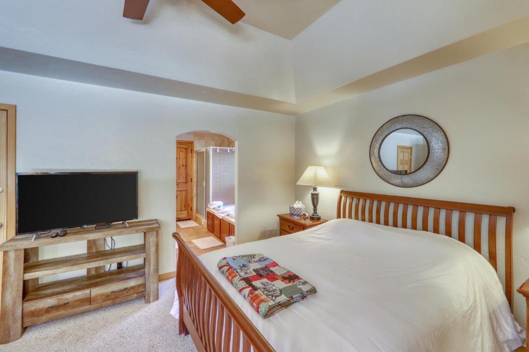 Photo of Bedroom in Silverthorne