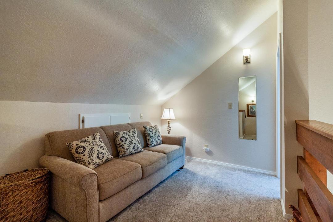 Photo of Livingroom in Purgatory