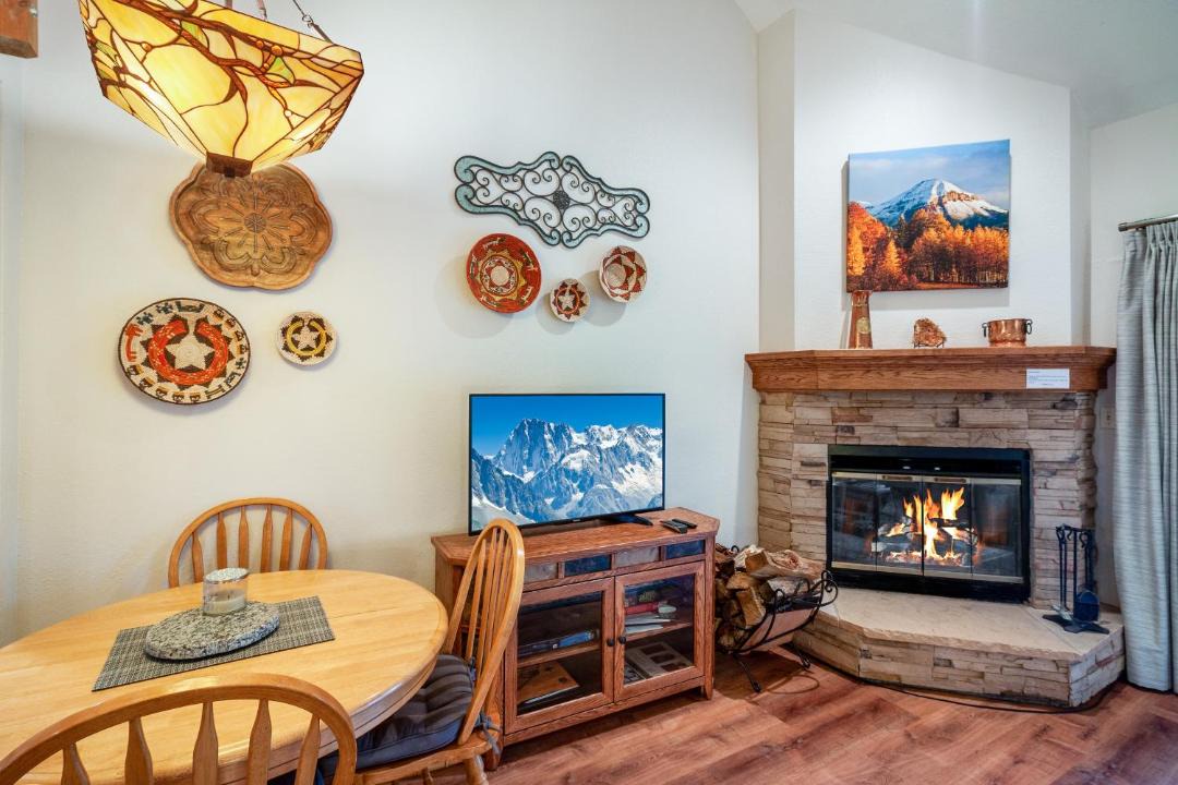 Photo of Livingroom in Purgatory