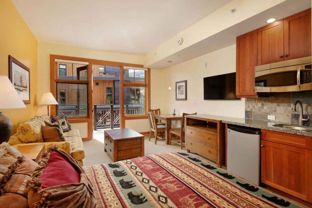 Photo of Livingroom in Snowmass Village