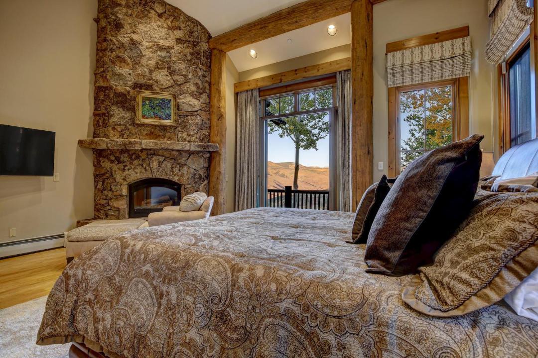 Photo of Bedroom in Avon