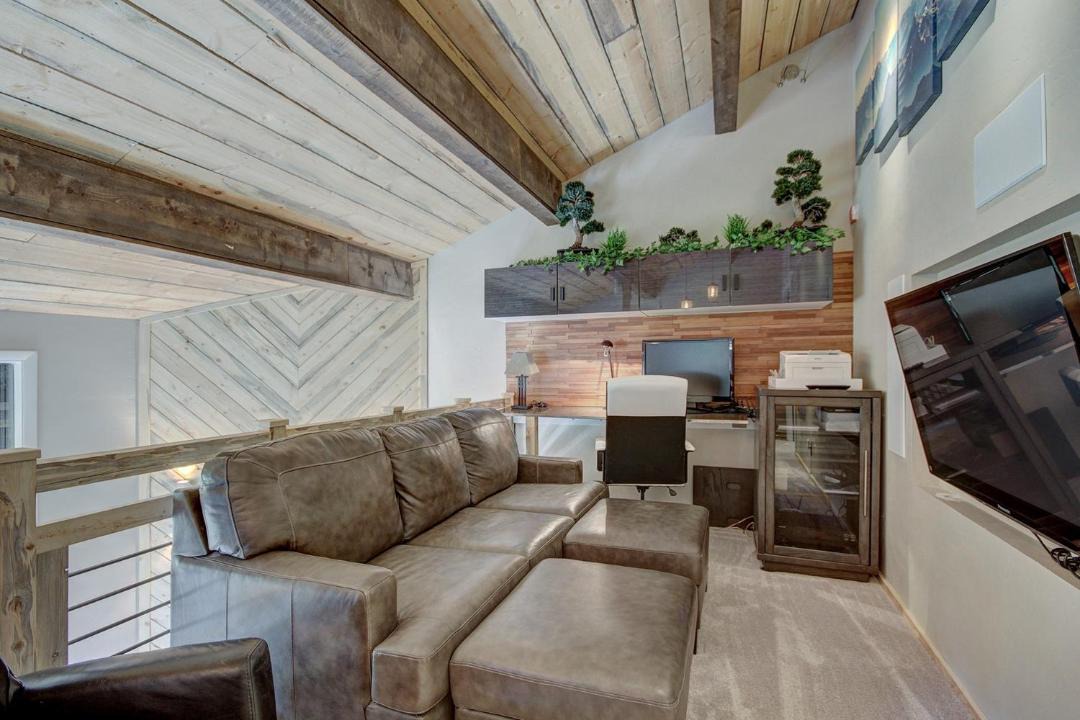 Photo of Livingroom in Copper Mountain Village