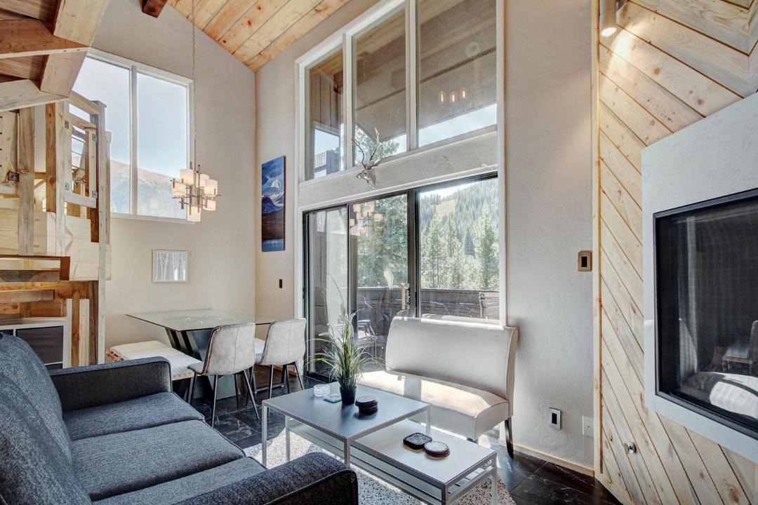 Photo of Livingroom in Copper Mountain Village