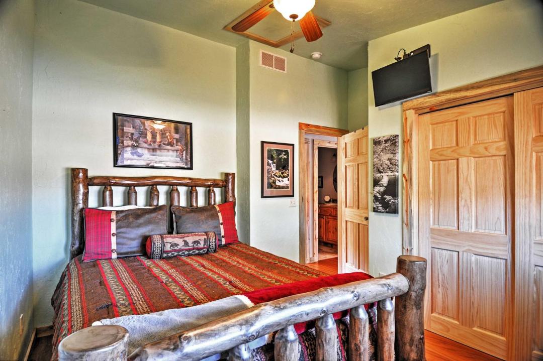 Photo of Bedroom in Pagosa Springs