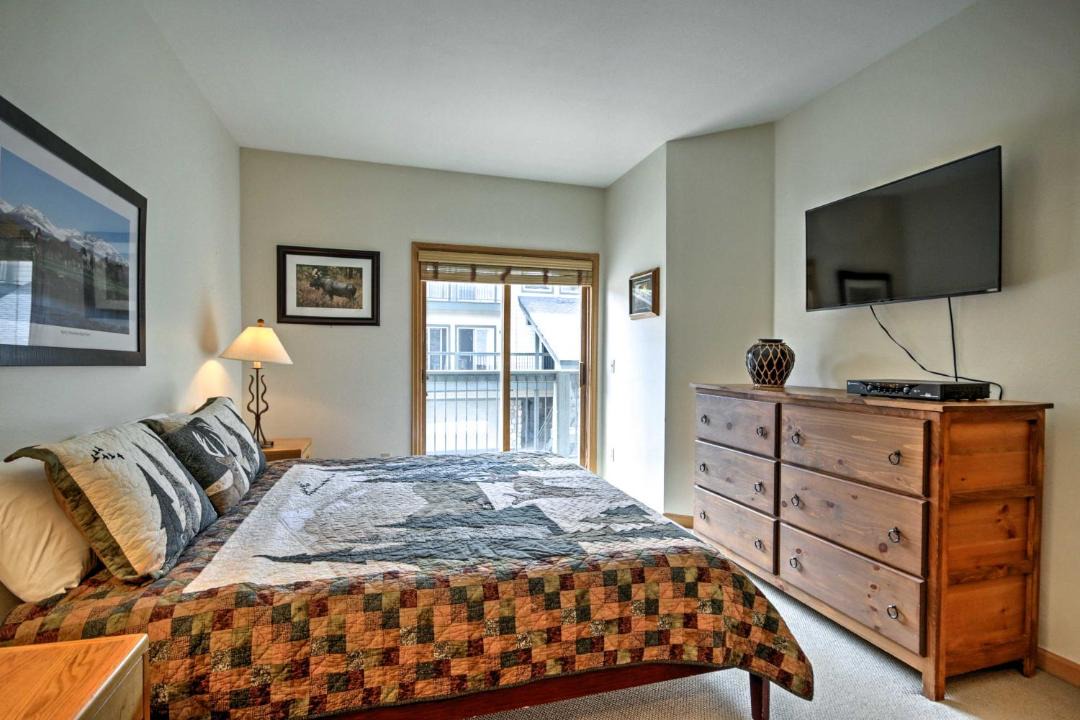 Photo of Bedroom in Four O'Clock